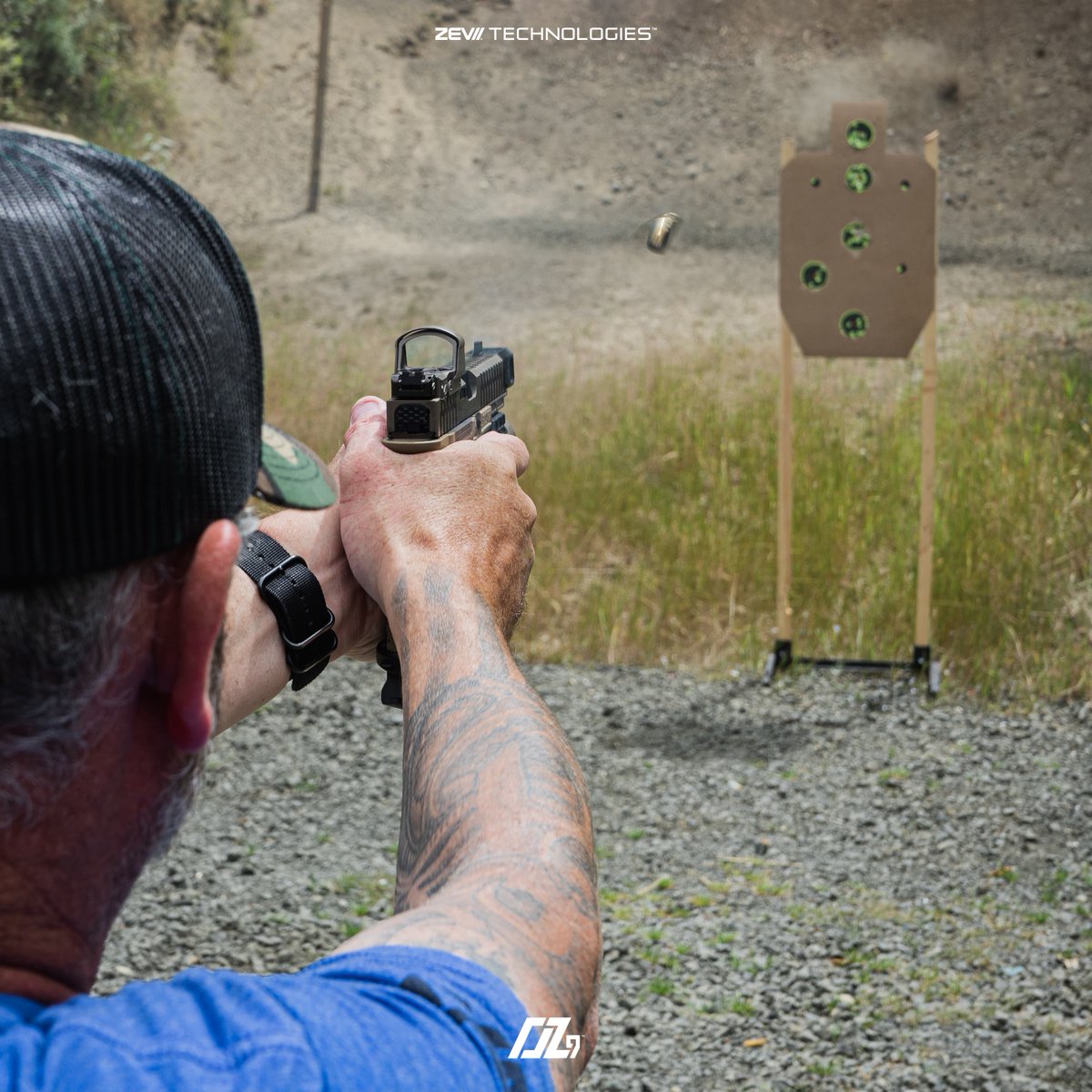 _ZEV_tech's tweet photo. That DPP though...
#myzev #zevtech #oz9 #zevoz9 #deltapointpro #leupold https://t.co/WRlhi9kHUA
