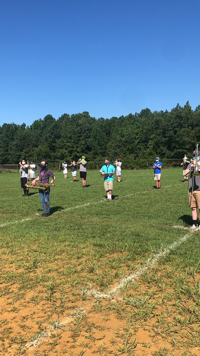 Juniors at camp!  Great job at camp today Raiders!
#leftfootrightfoot #keepingthedistance <a href="/ATLRaiderNation/">Atlee High School</a> <a href="/HCPSMUSIC_THTR/">HCPS Performing Arts</a>