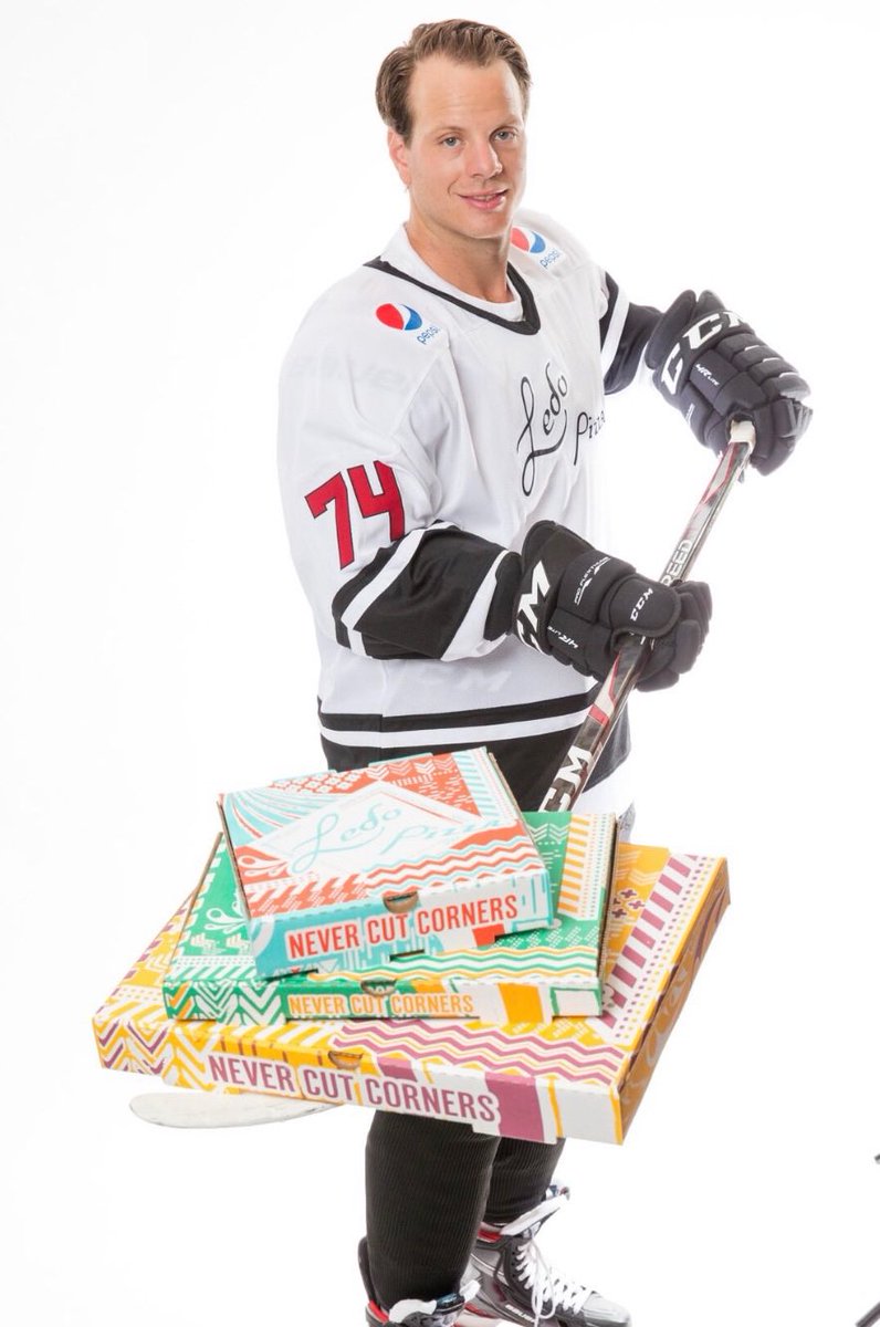 LedoPizza's tweet photo. 🏒🚨 BIG GAME GIVEAWAY 🚨🏒

🔃 RETWEET
✅ FOLLOW US

To be entered to win a $50 #LedoPizza Gift card &amp; autographed John Carlson Hockey Puck 🏒
(1 winner picked at 10pm 8/18/20)

Order Carryout before the game at 8pm!
Check out our Deals Section Online:

https://t.co/hKGGHi5NWp https://t.co/60qLfkVa4X