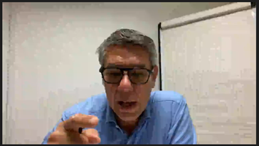 Oh! Now  @zefred is back indoors and he's pointing at me! I liked it better when we were outside in the sunshine in front of Notre Dame!What are the key learnings from the biggest heritage fundraising campaign in history? Fred will tell us. #ArtsSummit