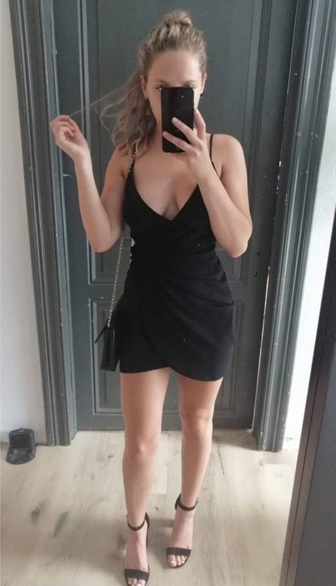LauraSkeplier's tweet photo. Apres de nombreuse demande, je me décide à peut-être faire 1 ou 2 réel ❤🥰 ( et un petit soucis d'argent aussi )
Venez en dm les gars interesser🔞🔞pas de gratteur....je vous attends ❤❤❤ https://t.co/JlHdgYamGL