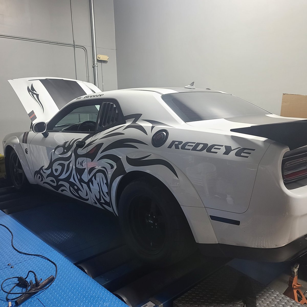DoctorTurboJoe's tweet photo. Whens good for Hellcat redeye to go Eco mode... not in the dyno after a pulley upgrade @HPTuners https://t.co/gIiaRsZGz8