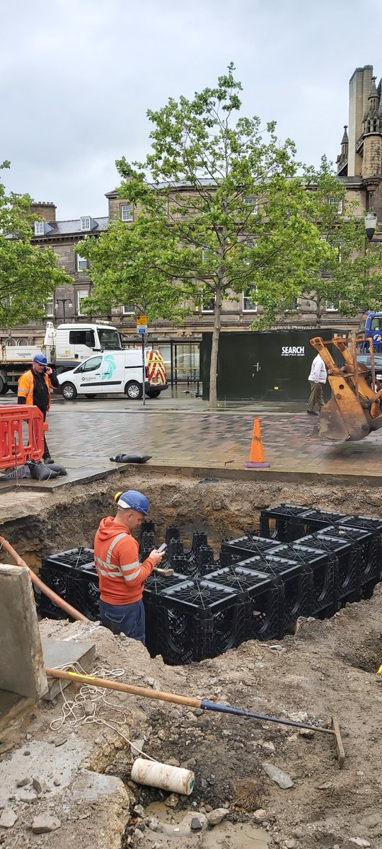 GreenBlueUrban's tweet photo. Another RootSpace soil cell installation working around services in Huddersfield. Discover more of our award winning schemes: https://t.co/wpIyjFuLIB #trickytreepittuesday #rootspace #urbantreeplanting https://t.co/hCQzhyhNKt