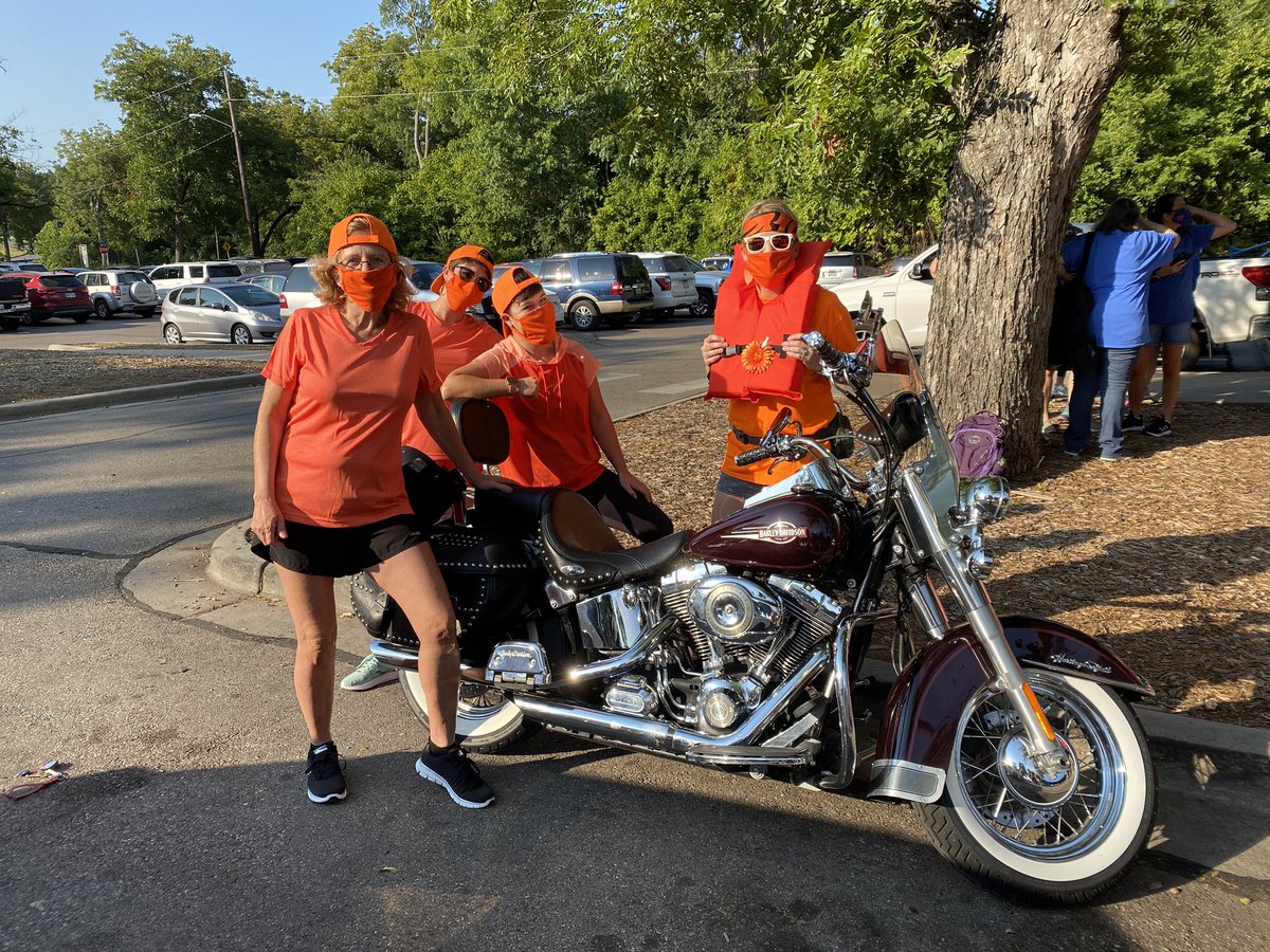 KatyMcconal's tweet photo. Our car’s so cool it only needs 2 wheels!! .@woodgateintermediate @woodgatemisd #ItsGreat2BWoodgate #WGIStrongerTogether #MidwayStrongerTogether #OrangeBlockUnite https://t.co/N2tgdjMLSd