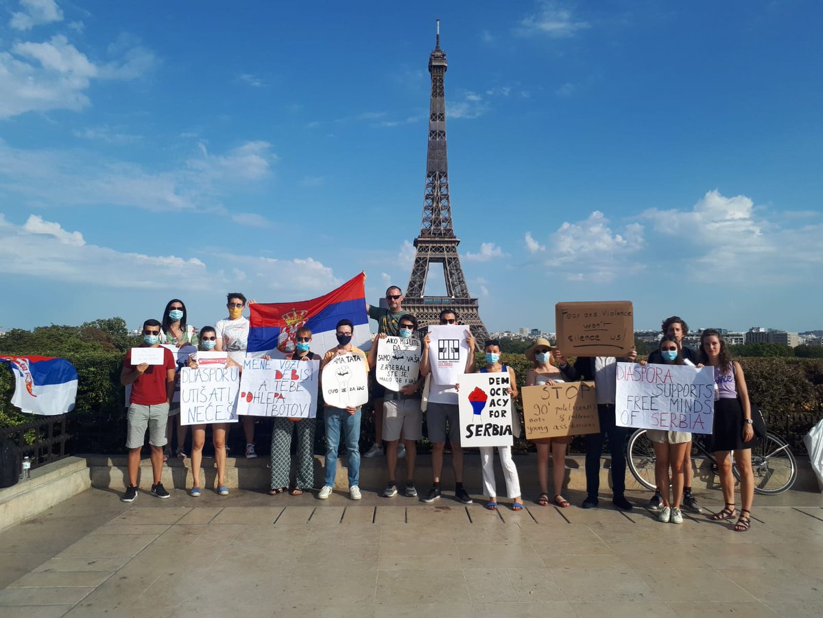 democracy4srb's tweet photo. Paris, 8.8.2020. 
#democracy4serbia https://t.co/Et4dvVQoce