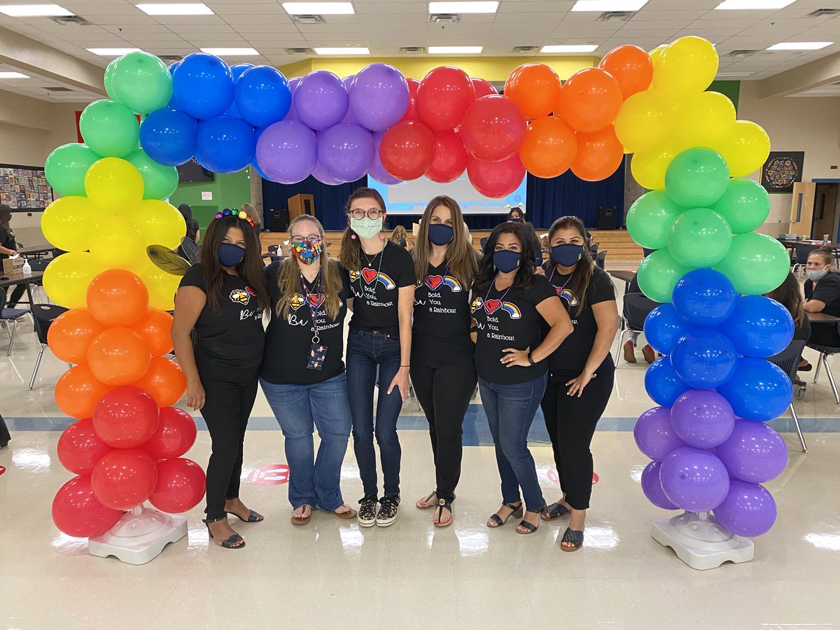 ShayleeMorris's tweet photo. We are coming back stronger than ever! #NISDEllison #convoselfie #chasingrainbows https://t.co/fjGoGib0Jy
