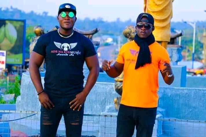 twimachinegh's tweet photo. 35k For A Show.Stingy Event Organizers Dont Waste Time🙉😍
#AdeNaKyeMuSiC💿 #Machine_GanG💪
🖐AhaFo To The World🌍♥ https://t.co/FDzo7SpNb0