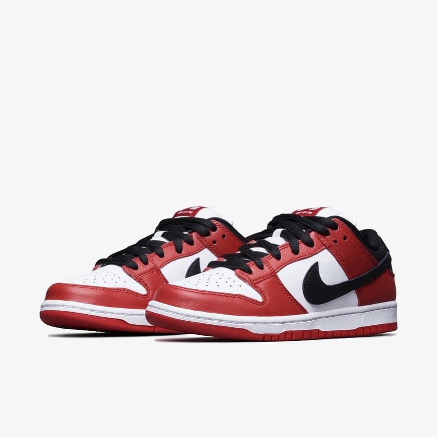 FitThemAll's tweet photo. Nike SB Dunk Low Pro 'Chicago' 🔴⚫⚪

Images officielles 📸

Sortie prévue soon ✌️ https://t.co/Pzx8uIu2bE