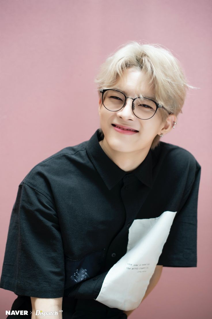 tapp1ng's tweet photo. no matter how hot Subin is, he will always be Subsub in Victon's eyes 🤧🤗 https://t.co/qkhfskUTaI