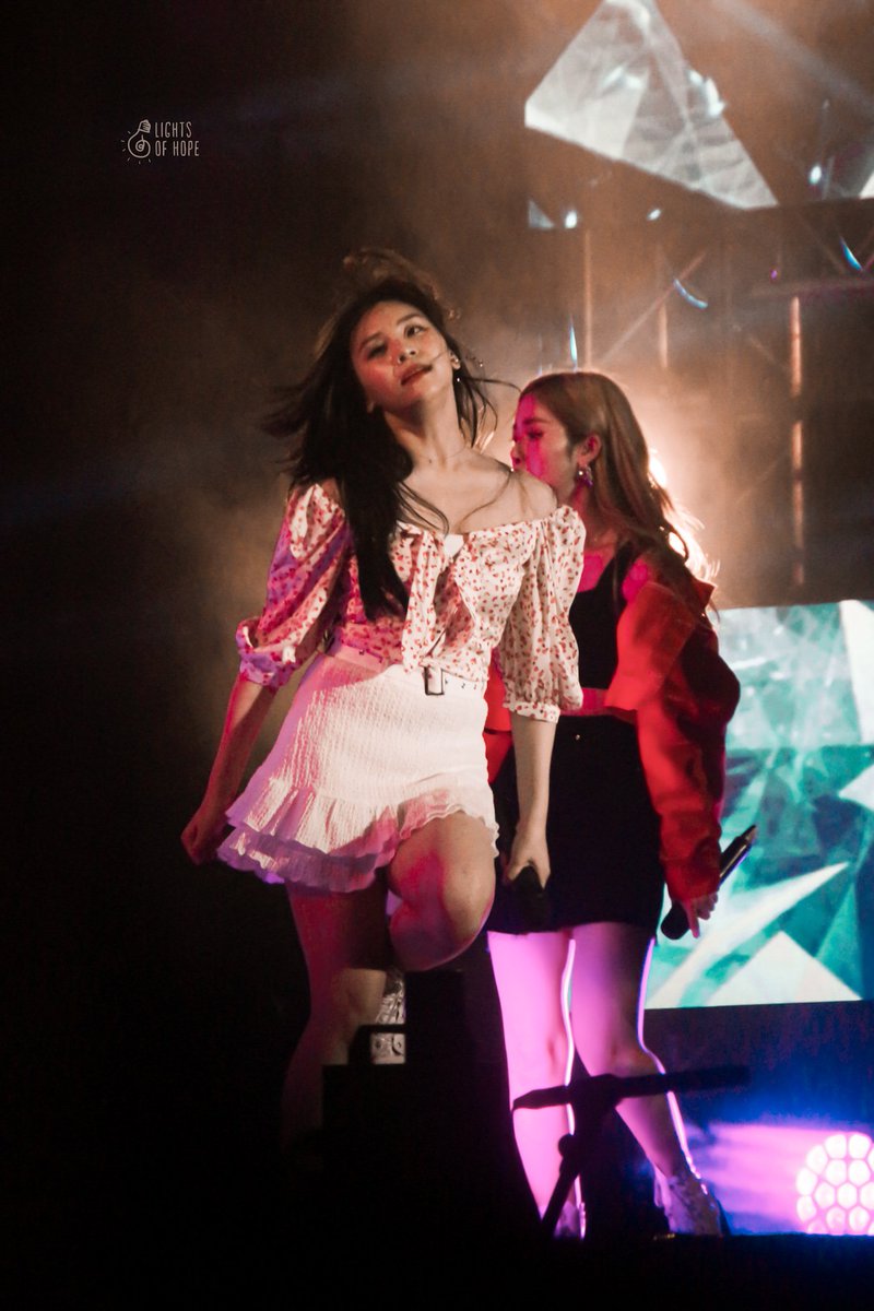 6lightsofhope's tweet image. 💜🐥 HAPPY BIRTHDAY 🐹💙

 #팔월에_피어난_예린이라는_꽃 
#빛나는_여름날의_싱그러운_예원아
#HappyYeSistersDay 
@GFRDofficial