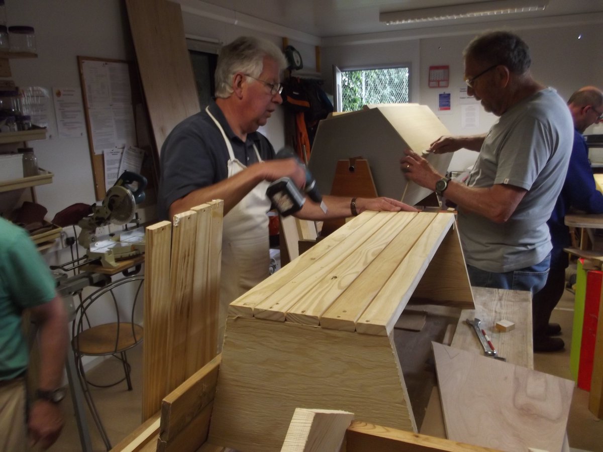 S_A_R_Lab's tweet image. I believe hugely in the charity @UKMensSheds, improving the well-being of men in later life through social meets, local projects and commissioned work. So I have created a website for my local Shed in SW Devon. Share with those who may be in need of us! mensshedottery.co.uk