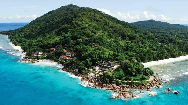 bohapus's tweet photo. The pyramid-shaped #Silhouette Island is the third-largest #island in the #archipelago with the largest percentage and density of #endangered and #exotic #flora and #fauna. 

#Dream with #BoHapus and plan your future #travels with us! https://t.co/kSrr1Uvsrb