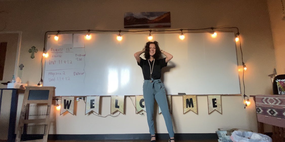 I’m a teacher now🤠