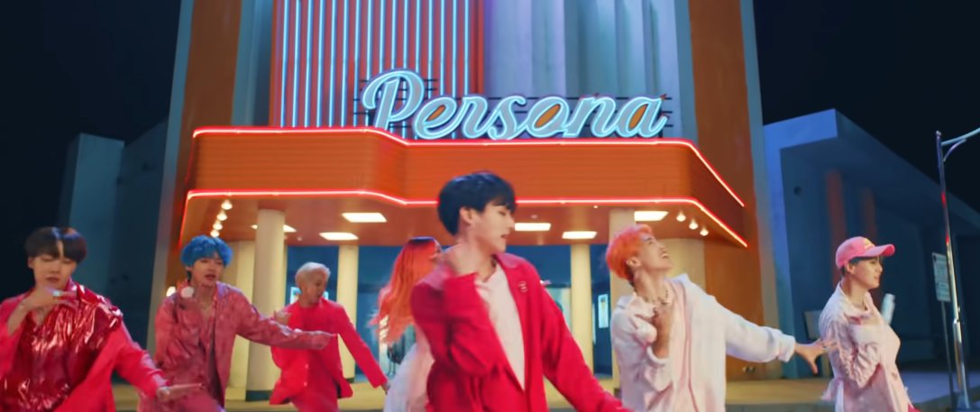 taebokkiii's tweet photo. Dynamite x Boy with luv

#DynamiteVideoTeaser @BTS_twt https://t.co/b1lFjE6ZmM