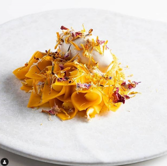 KayanaBusiness's tweet photo. Brown butter ice cream, mandarin, pumpkin curd and buckwheat anyone?
https://t.co/LvlN0dbAk5
#mcommerce #ecommercebusiness #drinks  #mocktails #cocktails #london #comingsoon #spots #social #food #drink #restaurants #cafes #bars #hotels #travel #locations #socialnetwork #discover https://t.co/rUGfa28b5z