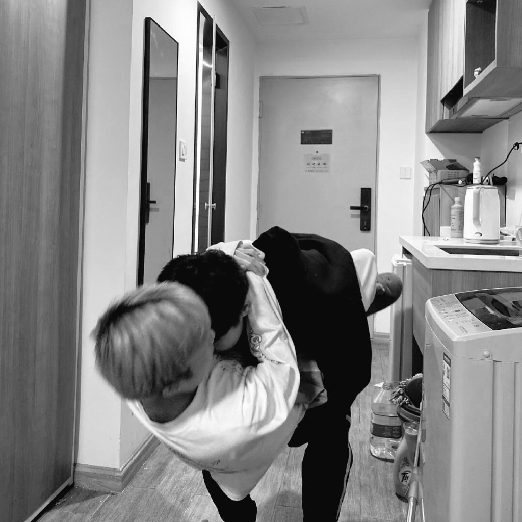 大龙 tweet media