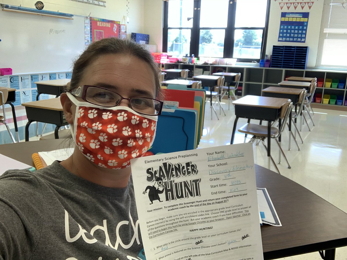 ewinkler15's tweet photo. Fun Science Scavenger Hunt is complete 🤗 @Go_Dragons2015 @61McLean @ElemSci #VCSScientists 👍👍 https://t.co/XWWGiOmkP5