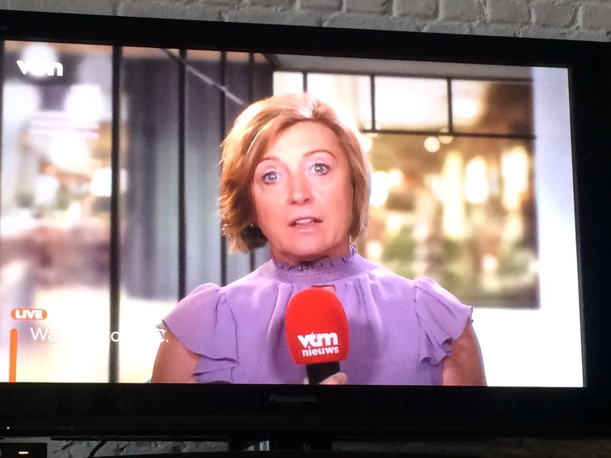 Oioioooiii #jani ze hebben uw styling nodig bij <a href="/VTMNIEUWS/">VTM NIEUWS</a>