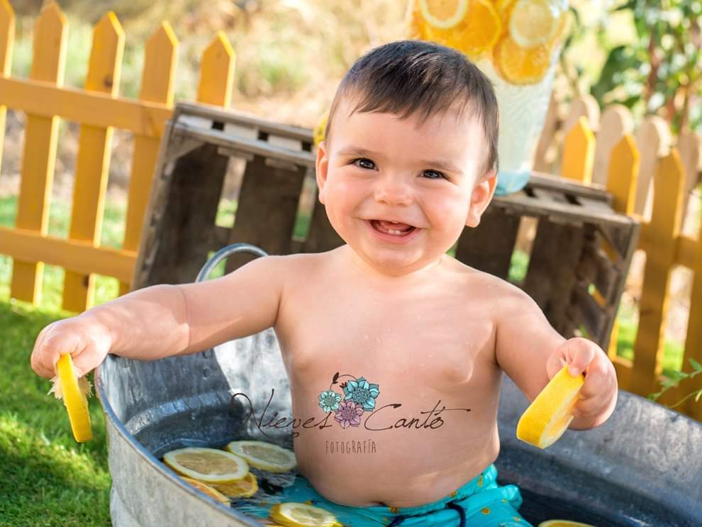 😉 Que nada nos quite la sonrisa, vamos a disfrutar de lo que tenemos.
¡Feliz verano!

#fotografíainfantil #fotografíaconalma #nievescantofotografia #fotografaenaspe #aspe #novelda #monforte #elche #fotografía