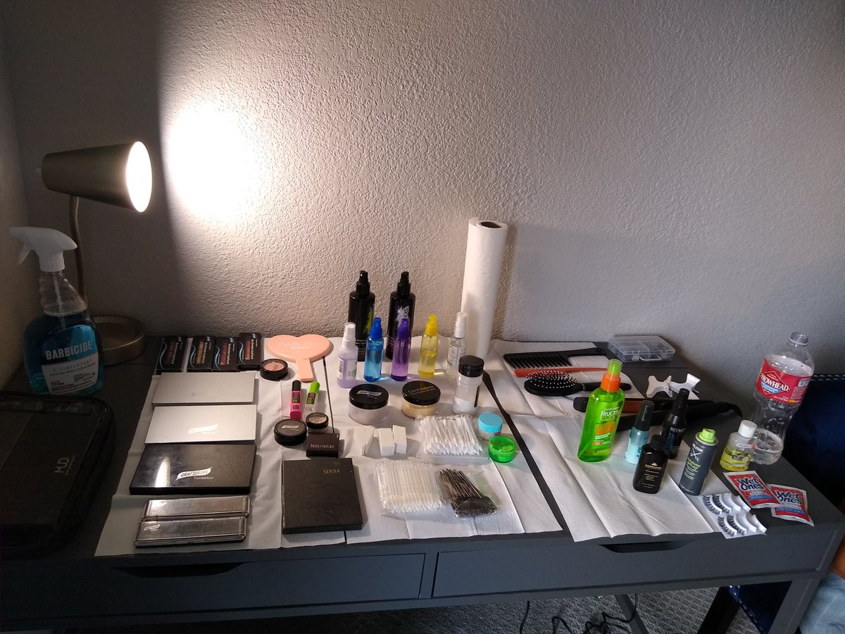 jaliadp's tweet photo. Station Setup...
One down, multiple to go!!
I've been OCD about cleanliness &amp; sanitation BEFORE Covid19 so I got you!! 😉 #hairstylist #makeupartist #sessionstylist https://t.co/rSUxX4sQ2H