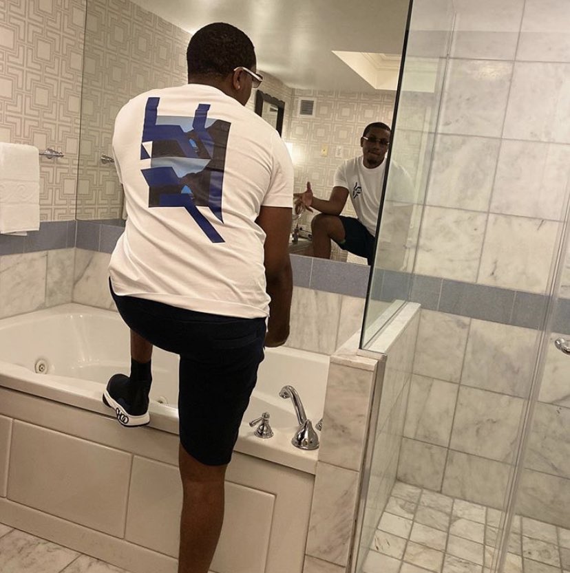 Caught a few cases, I been on the road but overall a nigga still free...🤞🏽✌🏾