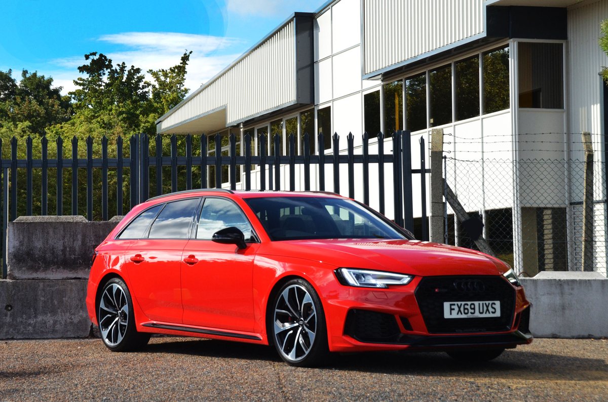 saxtonsofficial's tweet photo. We love a #FastEstate here at #Saxton4x4! 🔥 This #MisanoRed #Audi #RS4 is now available for £58,500. Features include 20 Inch Wheels, a Panoramic Sunroof, Virtual Cockpit with heaps of onboard tech plus much more! Drop us a message to find out more!
#AudiRS4 #RS4Avant #MisanoRed https://t.co/pSSMJ2anHi