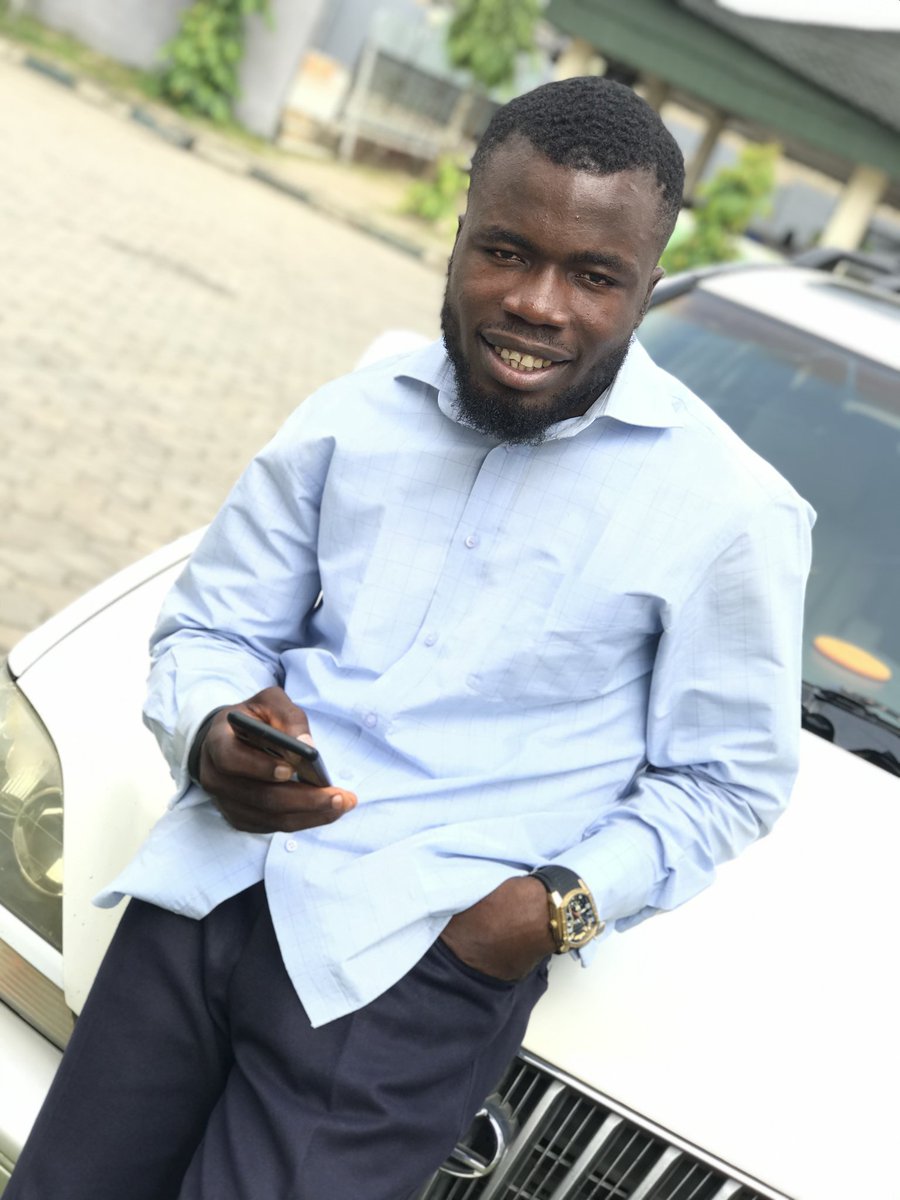 Kingmoses tweet media