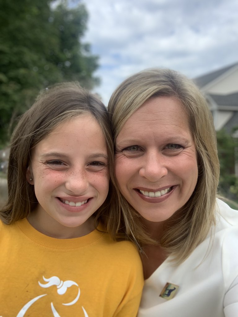 Amanda Mays Bledsoe tweet media