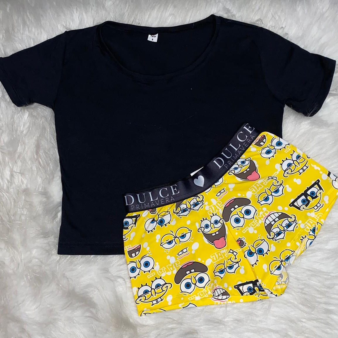 na_lu132's tweet photo. Sorteo rápido de martes de las pijamas que vendo 🍭🍑. 

1. Darle RT.
2. Utilizar el #MartesDeSorteo.
3. Yo les asigno un número.
4. El ganador es que el que tenga los 2 últimos números de la loteria de Cruz roja el día de hoy ♥️🖤. https://t.co/0OpD5Xny6q