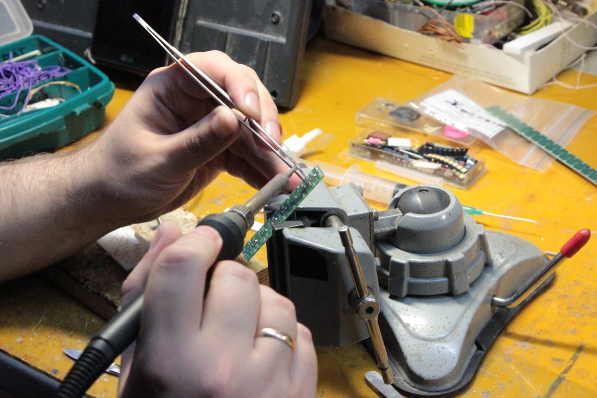 Сегодня отмечается пусть и неофициальный, но очень важный для нашего музея праздник – день моделиста. Мы от всей души поздравляем наших ребят и говорим им огромное «Спасибо!» за то, что помогли воплотить в жизнь такое чудо, как «Гранд Макет Россия». С праздником, коллеги!