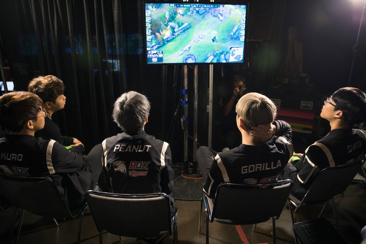 NoFe: "Our plan was simple. Since the meta was so chaotic at the time, we just needed to find a surefire way to win the bottom lane. It did not matter what support or what ADC champion we play, as long as we could win lane. So I asked my players what they wanted to play."