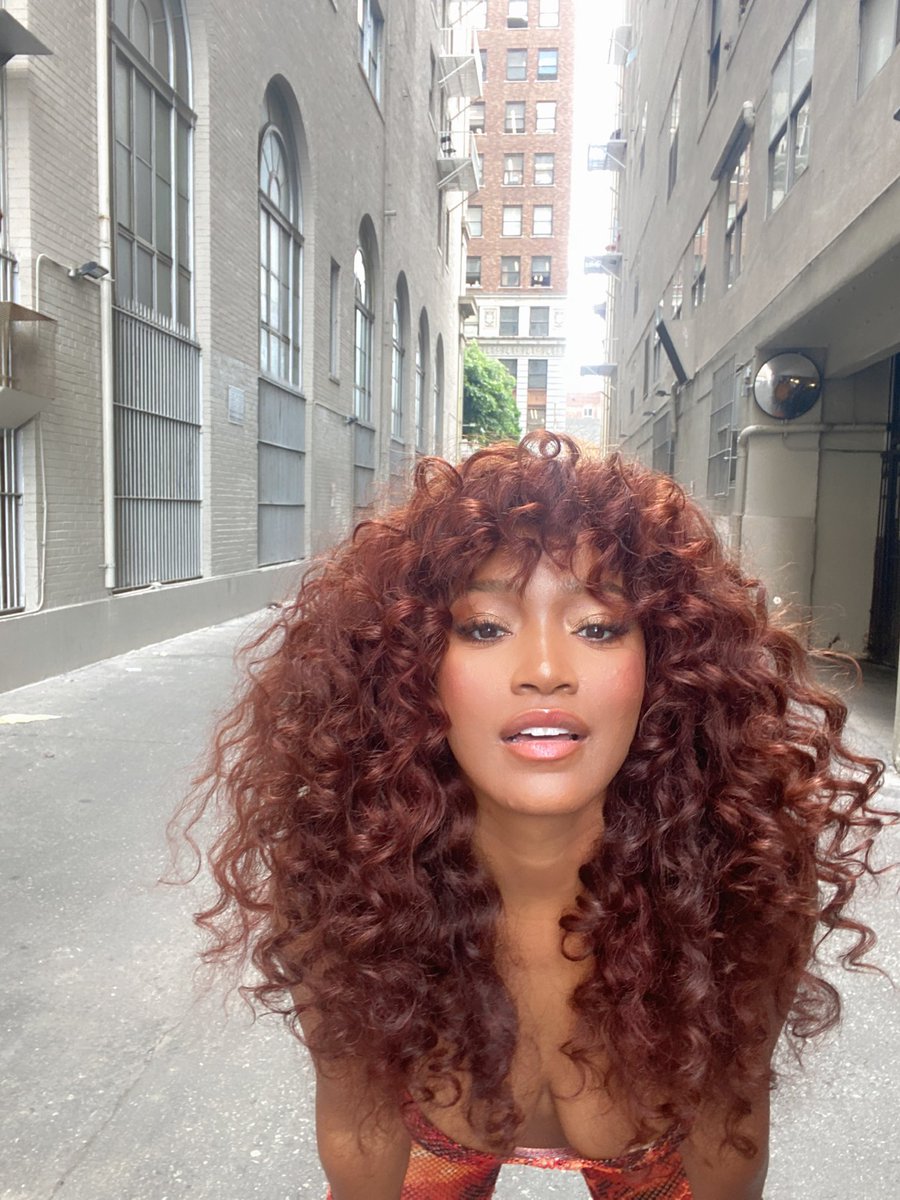 PopCrave's tweet photo. .@KekePalmer looks incredible in new photo shared to social media. 🍊 https://t.co/zOqswzGYuv
