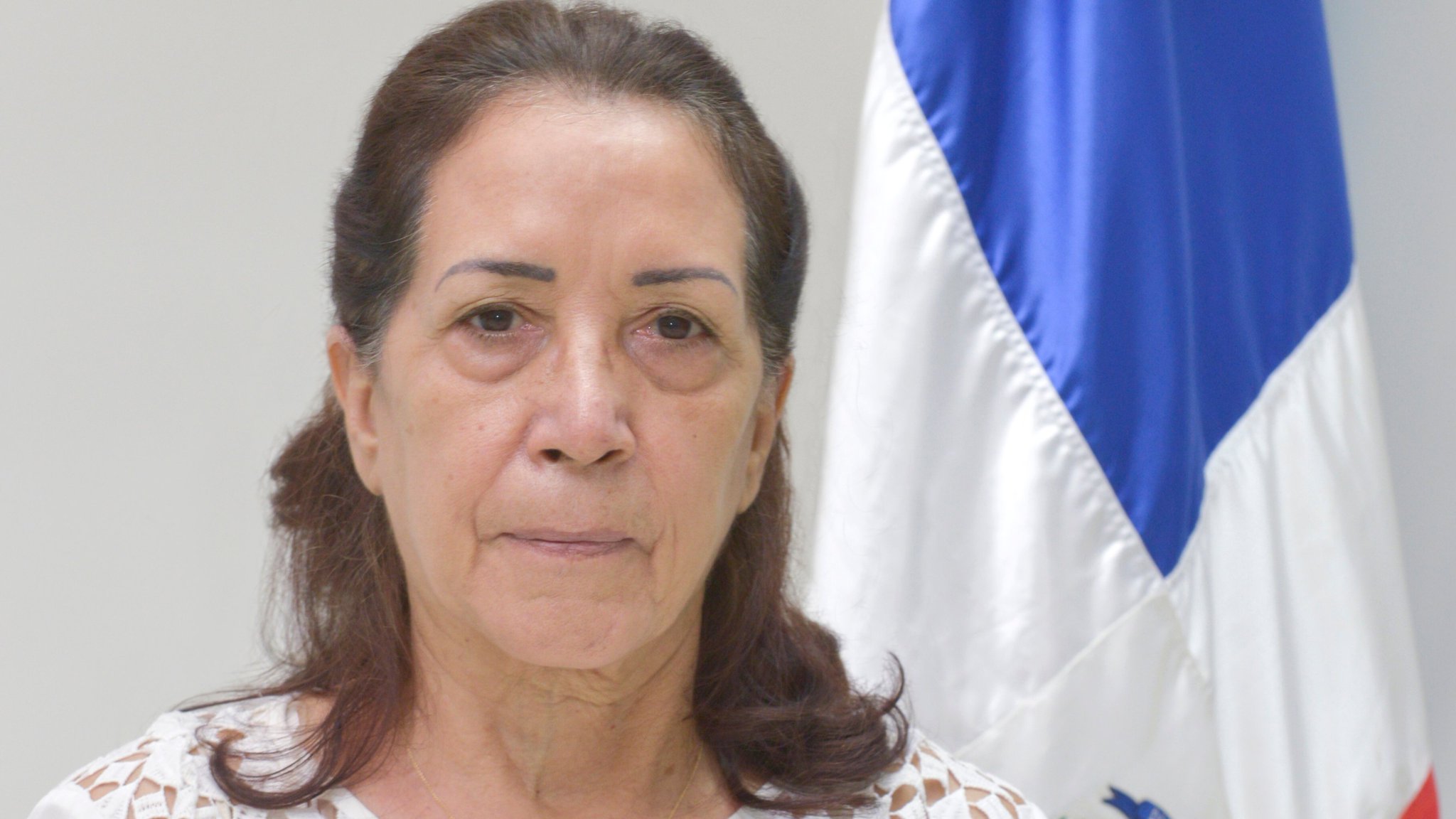 Medio Ambiente RD Twitterissä: "¡Conoce a nuestros viceministros! Fernanda De León, viceministra de Recursos Naturales. #Estamoscambiando… "