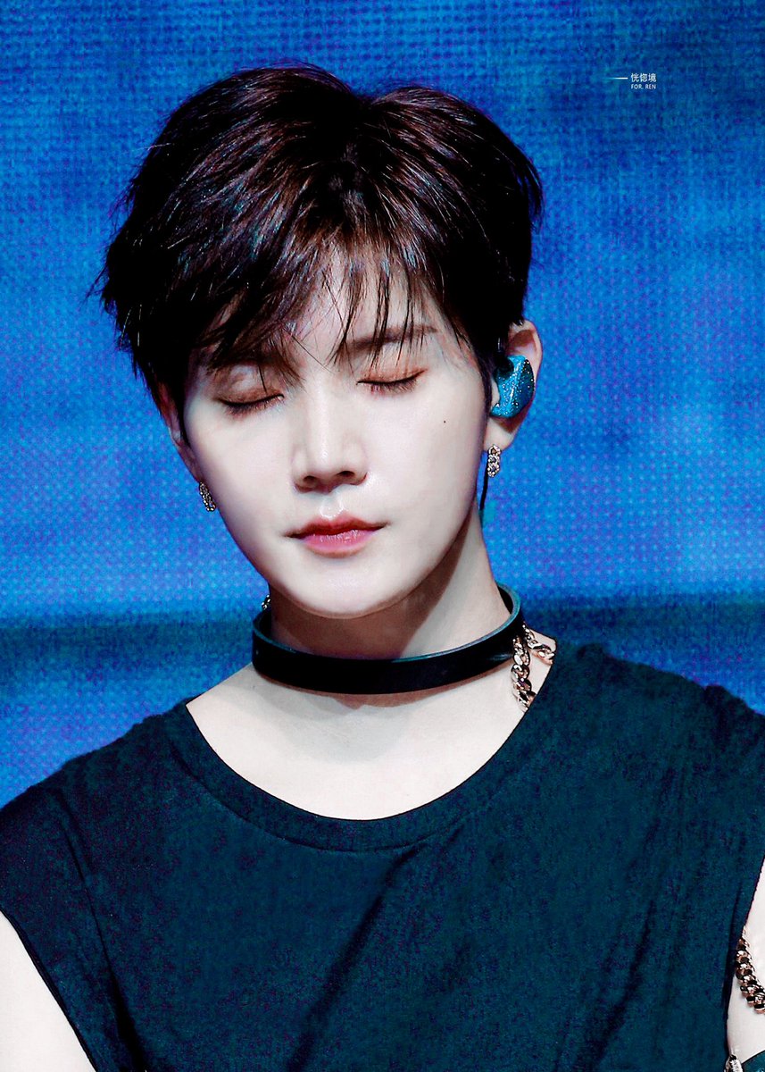 trangnim7's tweet photo. Cái visual này làm toi mất ngủ quá đi ạ 😋😋
Xỉu ngang xỉu dọc xỉu hình trái tym vì Choi Minki đấy ^^
#민키 #nuest #민키 #민키 #민키 #민키 #민키 https://t.co/bRSEfobXbi