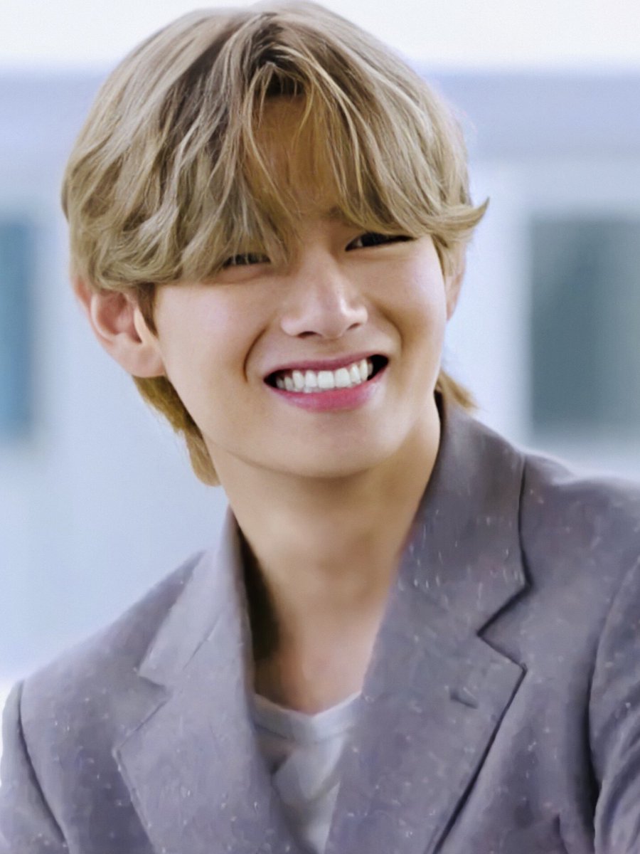 TaekookSyna's tweet photo. Why do men bother when the whole Kim Taehyung exists?!

#DynamiteVideoTeaser https://t.co/JLoReSx0CD