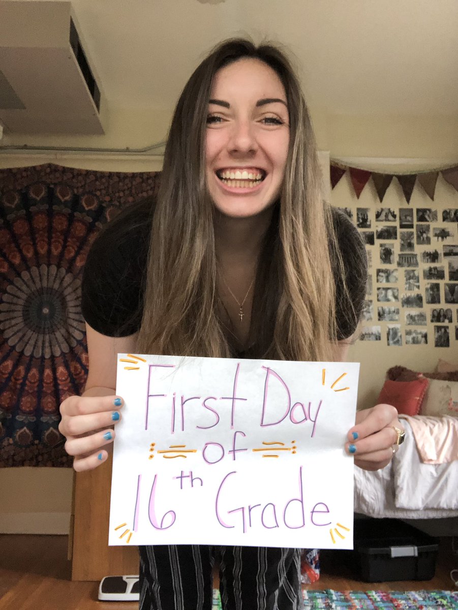erttaylor88's tweet photo. Happy last first day to me!! https://t.co/Qp9FVYYpQN