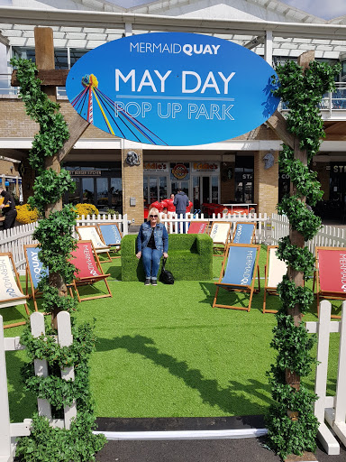 Check out this non-event in Mermaid Quay (Cardiff).