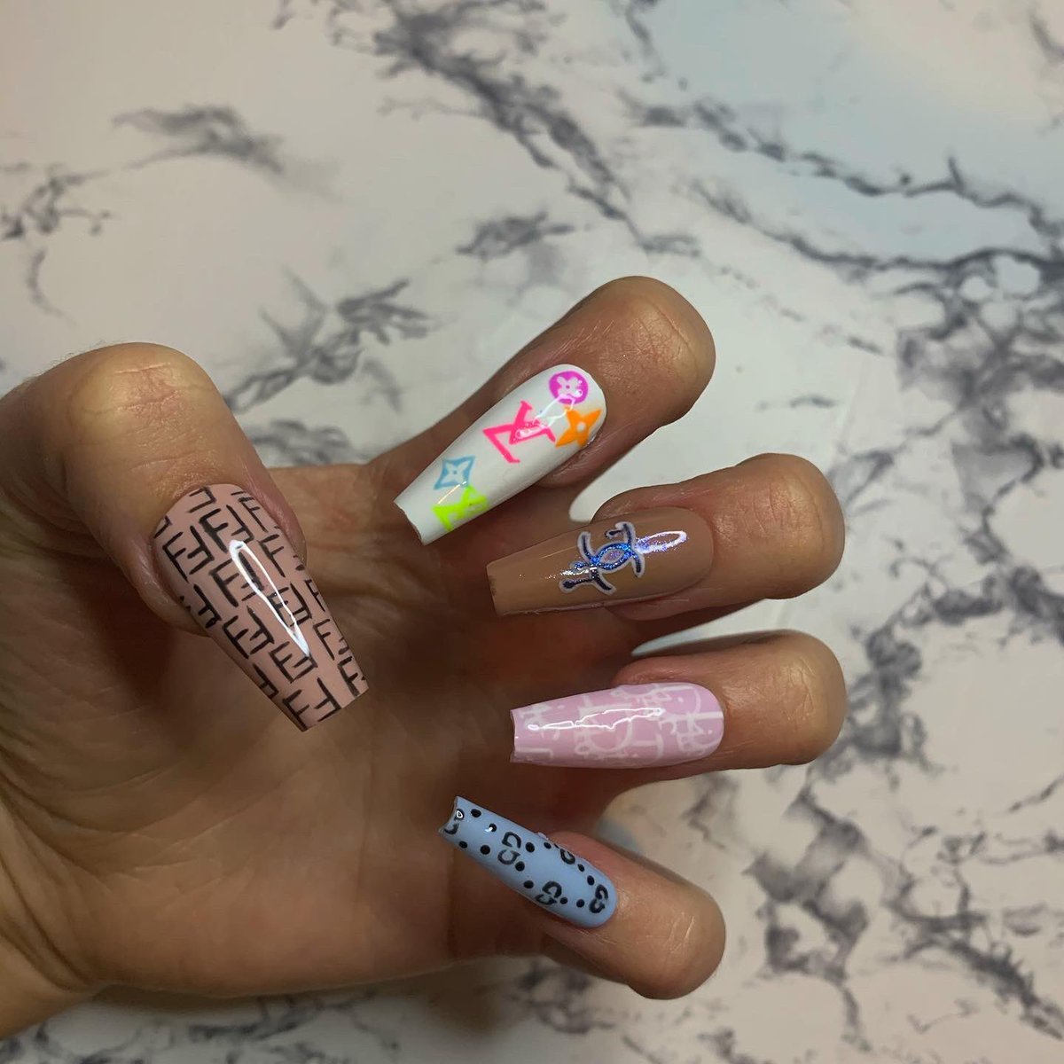 Please can you give my wee nail page a follow would mean so much!! @fabunails_ 💗💗 still doing nails at  discounted prices because I’m just really trying to start my business up! 🤗