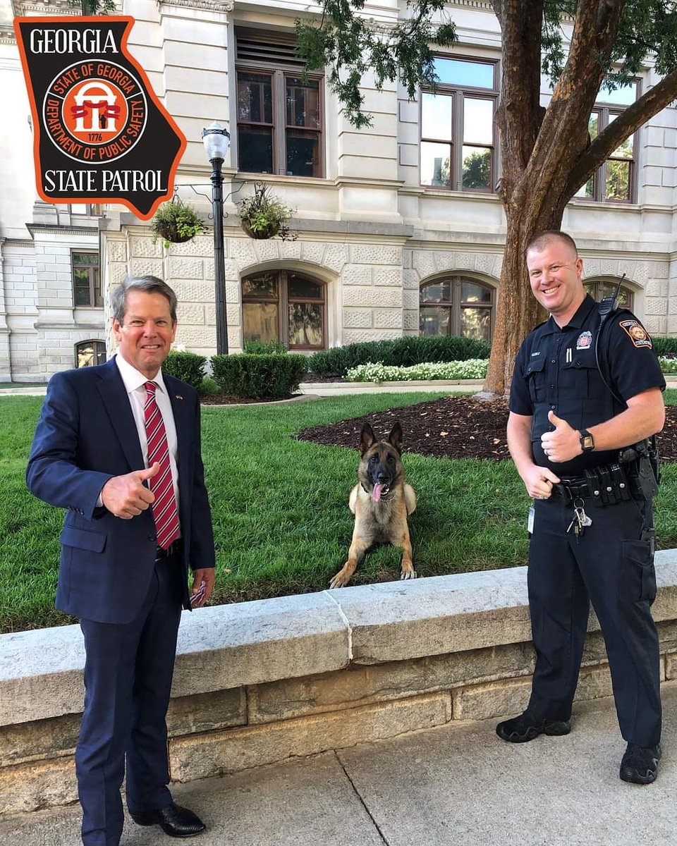 @govkemp and Trooper Goble, along with K9 Chase, keeping it safe for Georgia.
#gsp #gatrooper