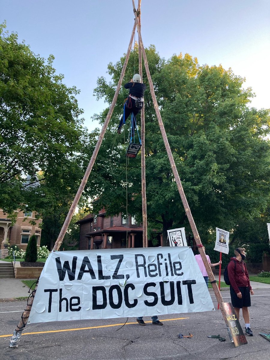 Over 9 hours and holding strong! 

Wabigonikwe has been in a 30 foot tripod all day to demand <a href="/GovTimWalz/">Governor Tim Walz</a> meet with Water Protectors and commit to extending a critical legal appeal to #StopLine3