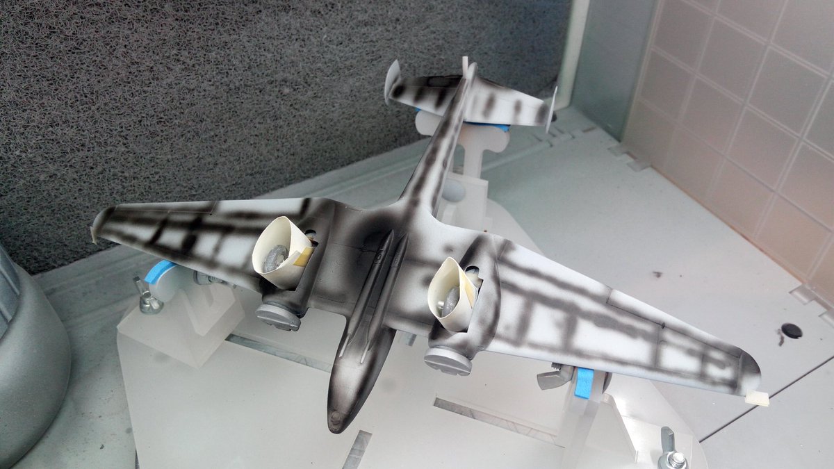 kilo_delta_papa's tweet image. #preshading with @vallejocolors primers #72nd #Heller #Potez 631 #DejaVu