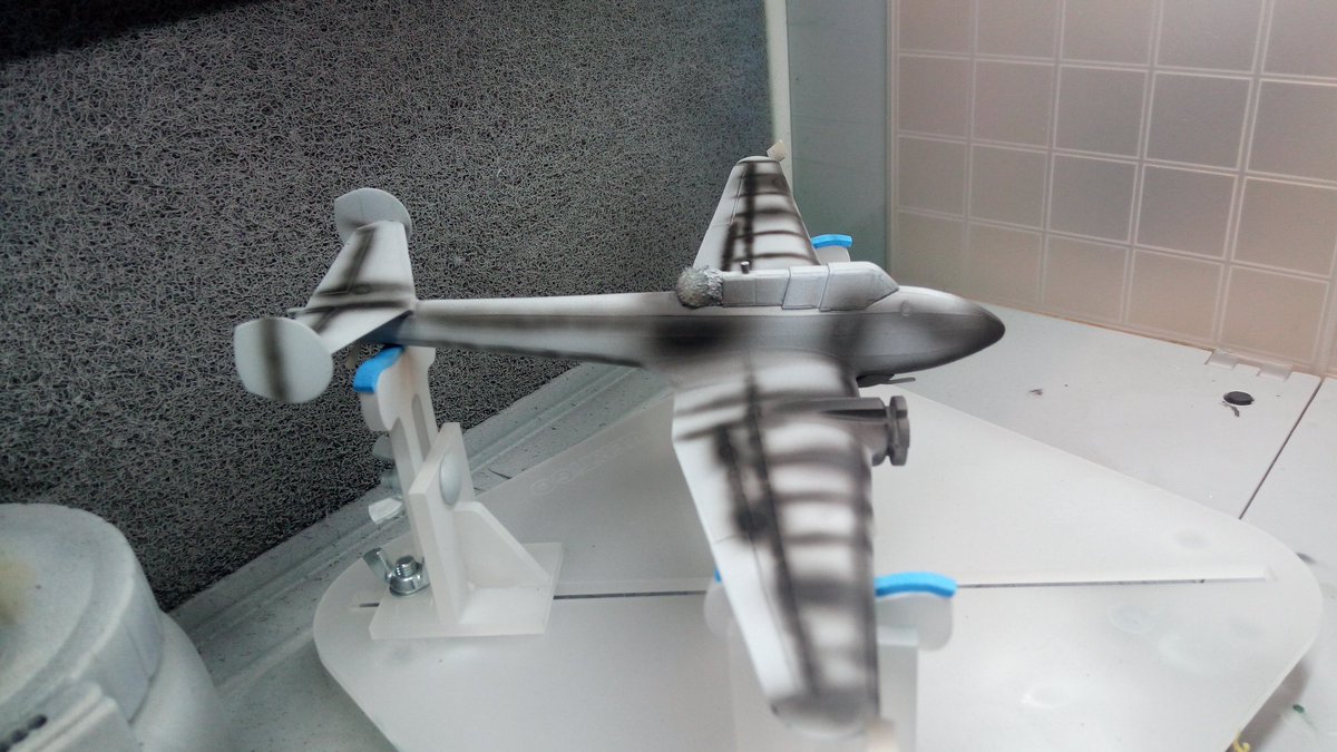 kilo_delta_papa's tweet image. #preshading with @vallejocolors primers #72nd #Heller #Potez 631 #DejaVu