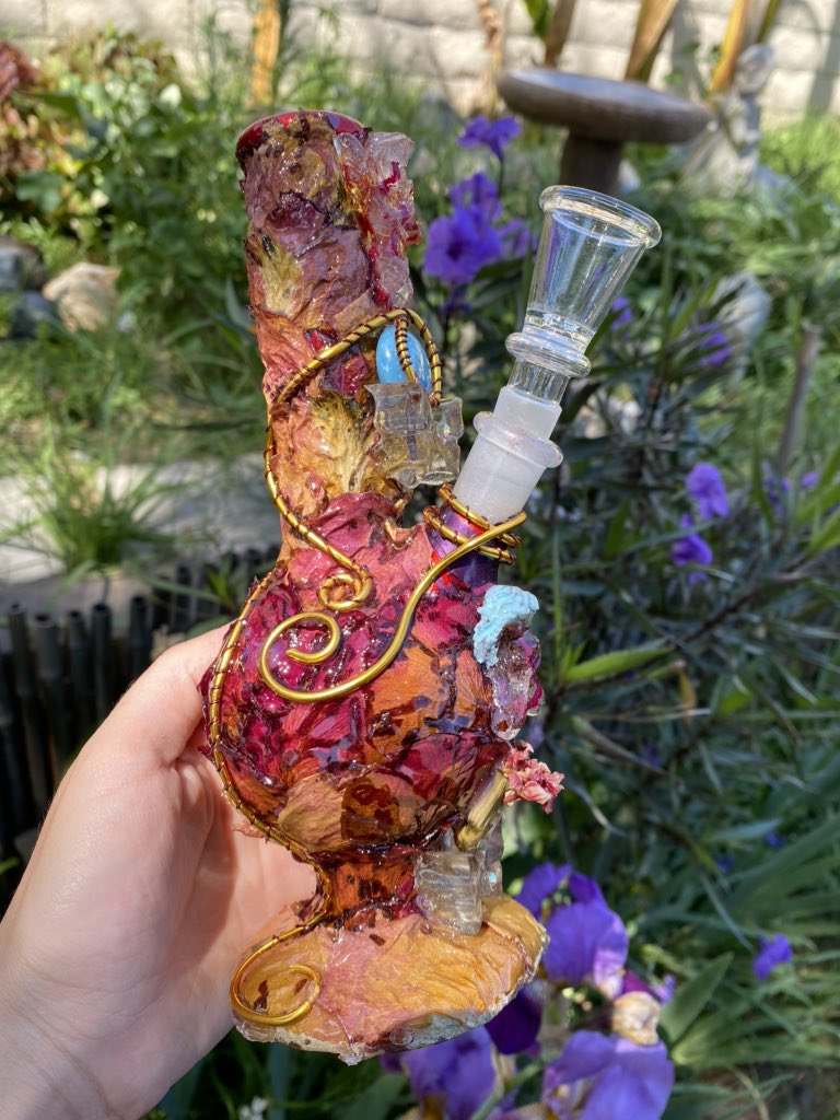 genefeelss's tweet image. Then and now 🥺 3 month gap✨ 
Cost $0.00 to retweet someone’s artwork 🩸🤍🌹