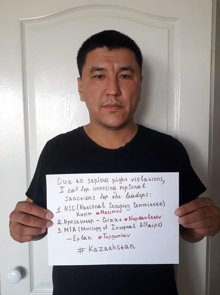 AlmaKakenovna's tweet photo. 1/4 🇰🇿 #Tokayev's "hearing state" prefers to silence the activists  by continuous administrative arrests. 

📌18.08.2020 #Ekibastuz, several police officers captured the activist Kaliaskar #Amrenov as he was leaving the pre-trial detention facility,⤵️
Dear @GydeJ @MargareteBause https://t.co/qmycSt0KMW