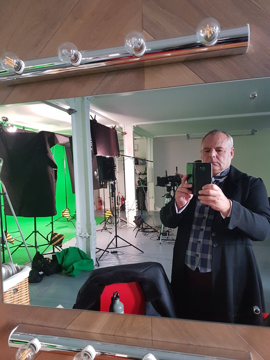 JeffOllerton's tweet image. Why is Jeff in a film studio dressed as Charles Bradlaugh? All will be revealed later.... #AWalkInThePast @singeviolette @nenescape