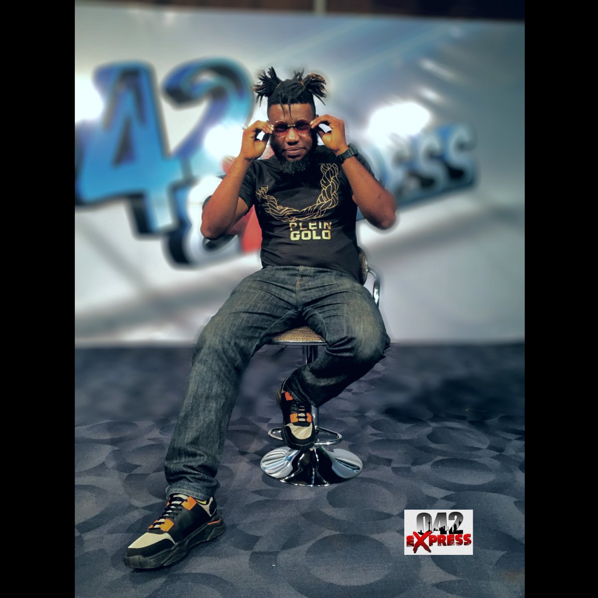 BlueMagic__Odii's tweet photo. Still kinging this shit
#042Express 
Monday’s to Saturday’s 
2 to 3pm
#etvchannel50 #startimeschannel113 #freetvchannel502 https://t.co/0vcV1g0RZe