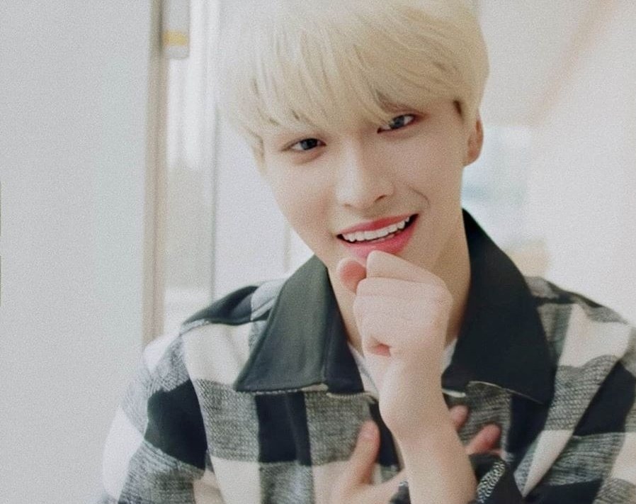 Blonde Seonghwa