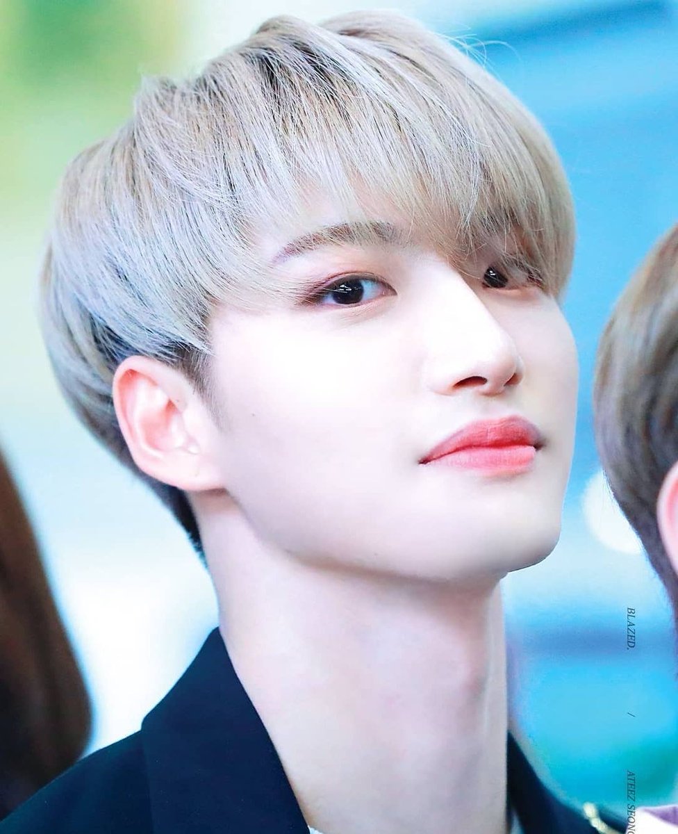 Blonde Seonghwa