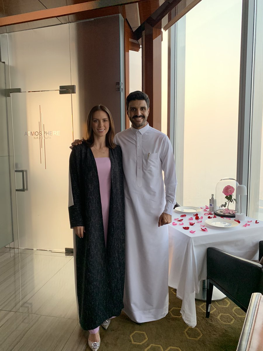 AliAlmeshaal's tweet photo. عشاء لطيف مع الغالية زوجتي ام تركي في أعلى مطعم بالعالم ،، قمة برج خليفة ❤️ https://t.co/D6NfCBGjQk