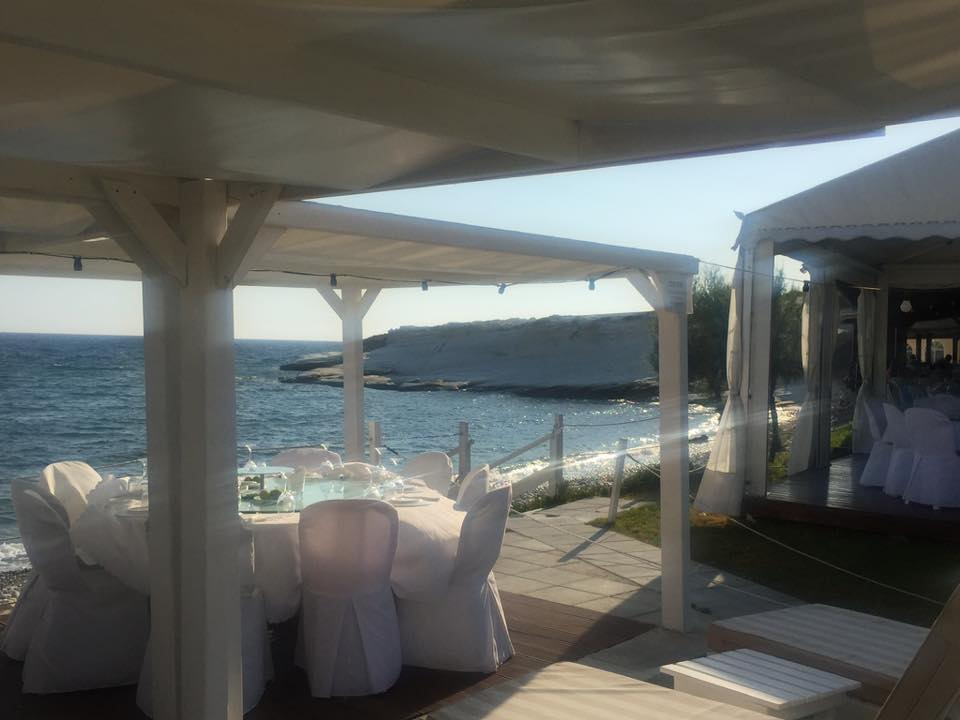 AphroditeWedd's tweet photo. This is one of my favourite #fishrestaurants in #Cyprus, their food is amazing. It's ideal for a simple #smallintimate #wedding right by the #sea. Or small #party . #cyprusweddings #weddingplanner #smallwedding #intimatewedding #partyincyprus #amazingseafood https://t.co/zGjideX4uF